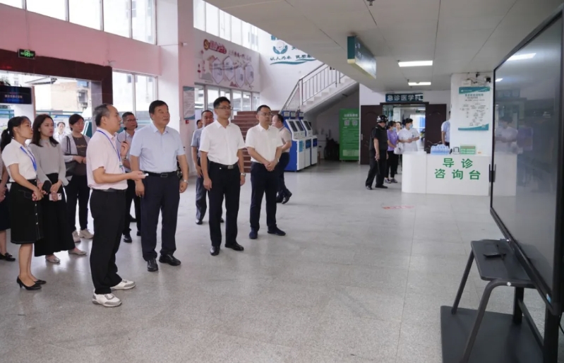 梁万年率高清无码
团队赴上思县调研指导国家基层卫生健康综合试验区建设工作
